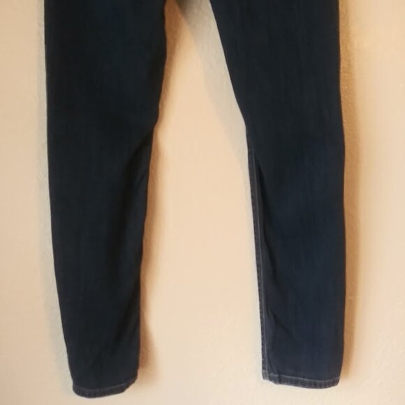 Distressed women's size 5 Jeans - Picture 6 of 15